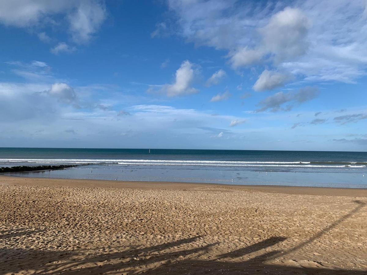 2 Pieces Acces Mer Et Thalasso Cabourg Exterior photo